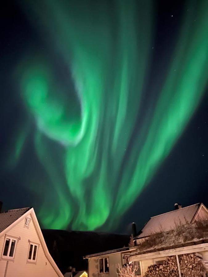 Sentralt Plassert Leilighet Ved Sherpatrappen Tromsø Kültér fotó