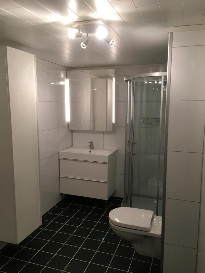 Sentralt Plassert Leilighet Ved Sherpatrappen Tromsø Kültér fotó